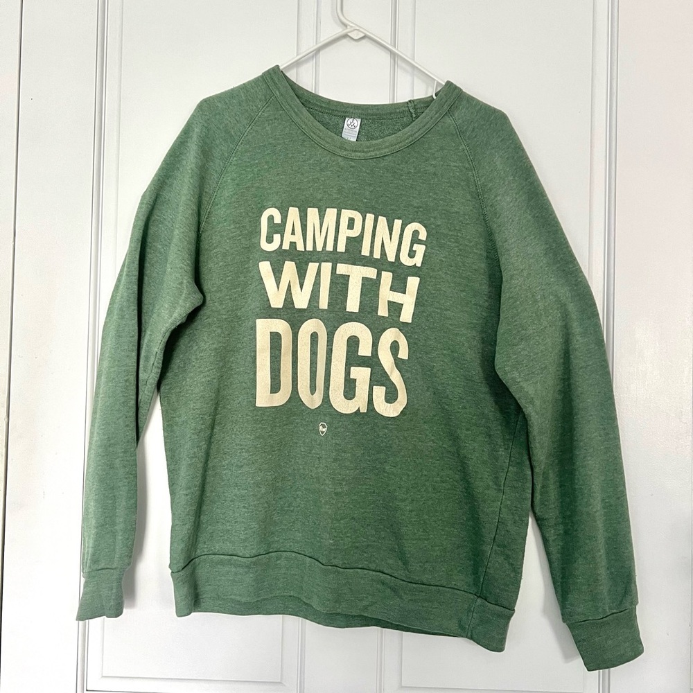 Camping With Dogs sweatshirt in olive green size XL